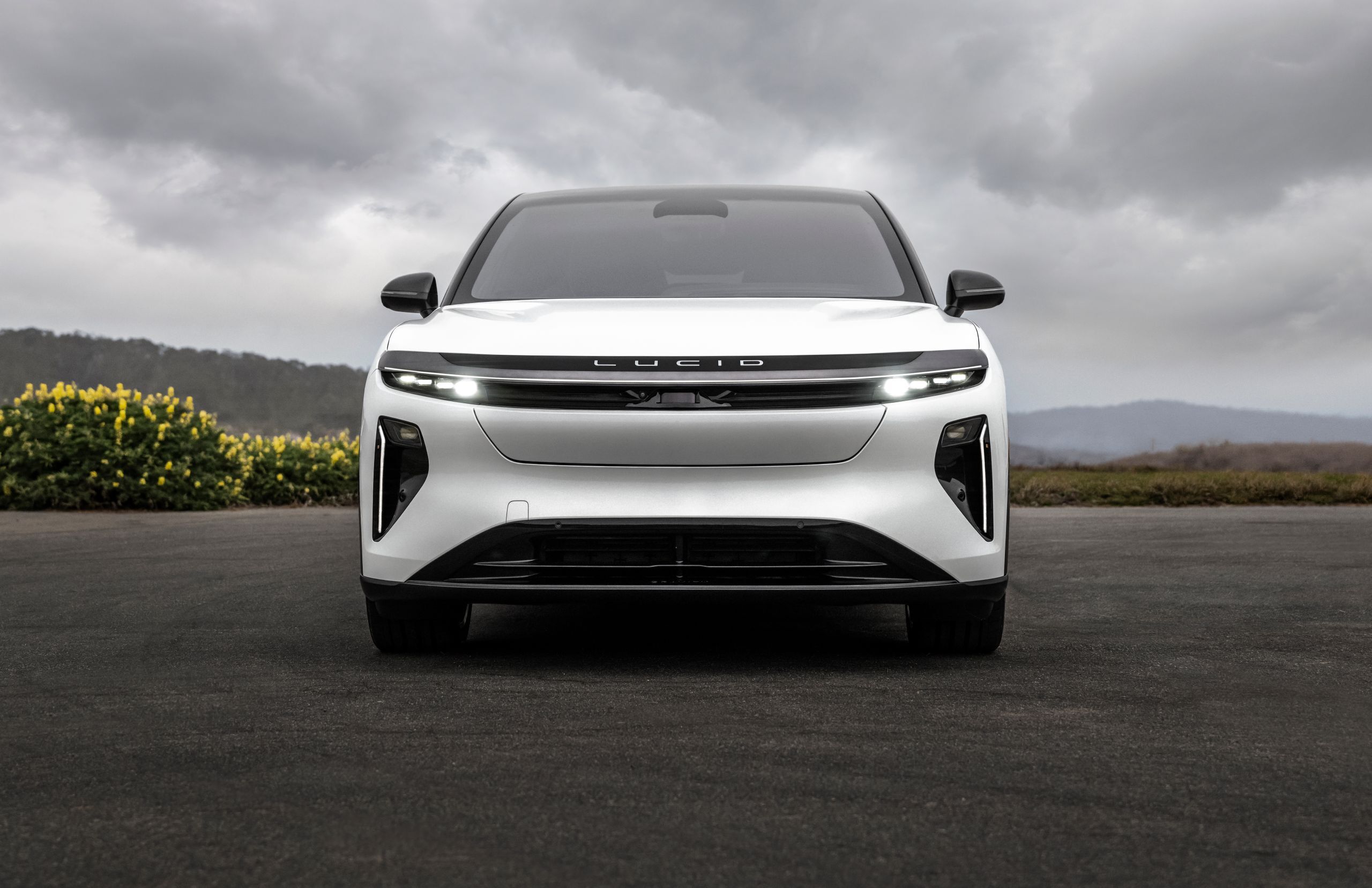 New Lucid Gravity GT-S Puts 1,070 HP In A Three-Row Family SUV