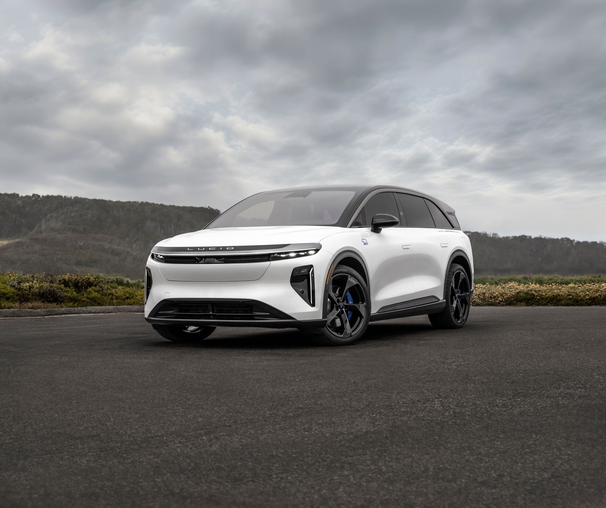 New Lucid Gravity GT-S Puts 1,070 HP In A Three-Row Family SUV