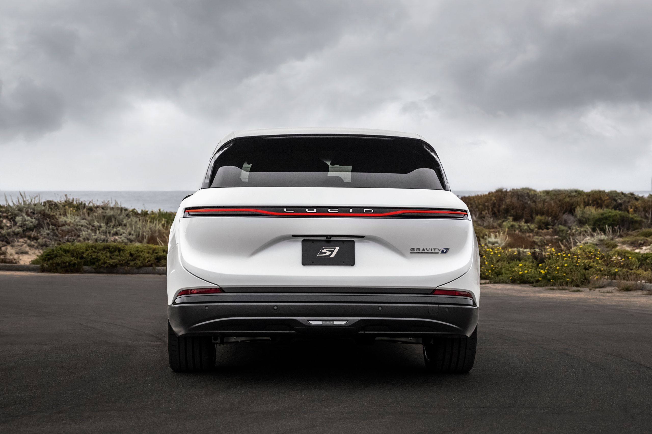 New Lucid Gravity GT-S Puts 1,070 HP In A Three-Row Family SUV